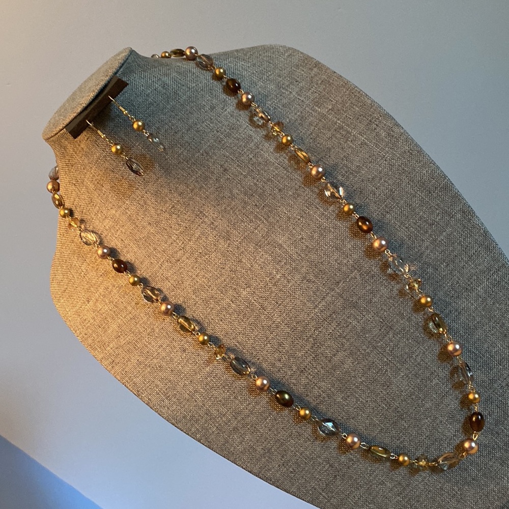 VTG Champagne Necklace & Earring Set
